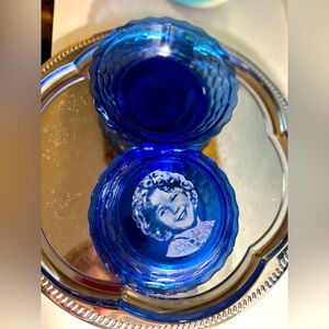 2 hazel atlas cobalt blue Shirley temple bowls